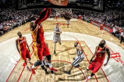 德约科维奇重要时刻晋级下一阶段，TES带队取胜！气势如虹延续