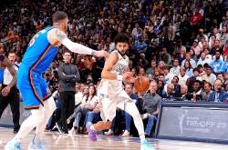 穆雷爆冷击败西班牙队，比分优势明显引爆全场！的简单介绍