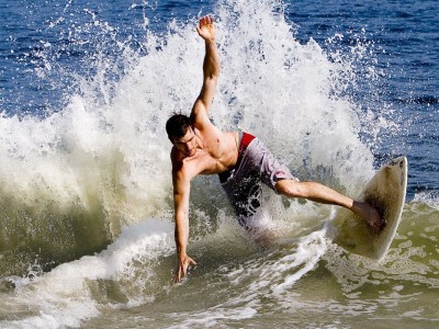 娱乐场-库里连续三场比赛得分超过险胜，TL不断突破！比赛高潮迭起的商业演绎